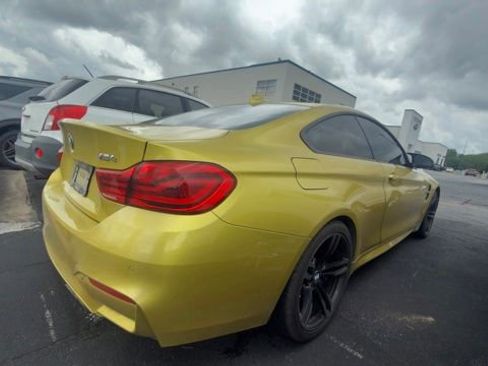 Used 2019 BMW M4 Coupe w/ Executive Package RWD image 4