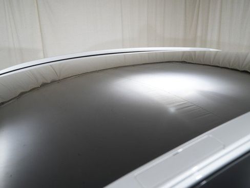 Used 2021 Toyota Venza XLE image 26