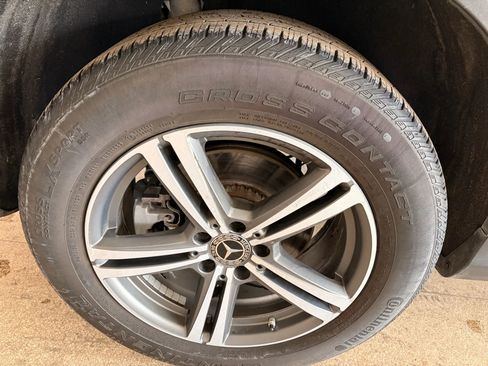 Used 2020 Mercedes-Benz GLC 300 4MATIC image 88