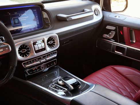 Used 2024 Mercedes-Benz G 63 AMG 4MATIC image 10