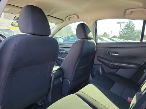 Used 2022 Nissan Sentra SV image 14