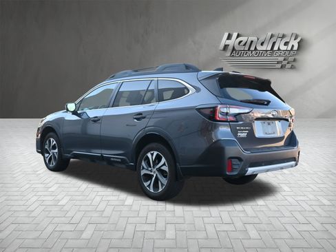 Used 2022 Subaru Outback Limited image 7