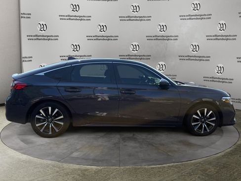 Used 2023 Honda Civic EX-L image 6