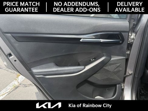 Used 2023 Kia Seltos S FWD image 13
