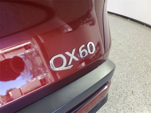 Used 2024 INFINITI QX60 Luxe w/ Performance Audio Package image 28