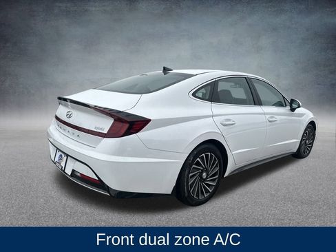 Used 2023 Hyundai Sonata SEL w/ Cargo Package image 4