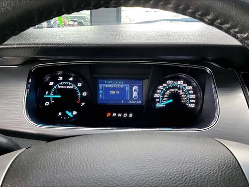 Used 2018 Ford Taurus SEL FWD image 12