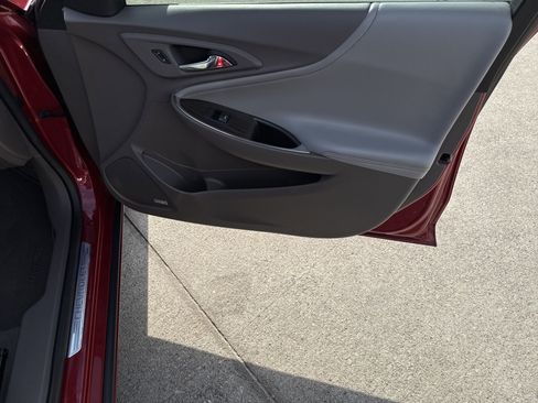 Used 2016 Chevrolet Malibu Premier w/ Driver Confidence Package image 15