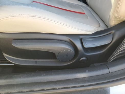 Used 2019 Hyundai Veloster Turbo Ultimate image 17