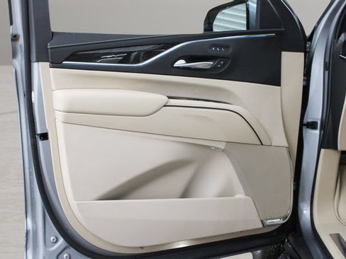 Used 2024 Cadillac Escalade Premium Luxury w/ LPO, Floor Liner Package AWD/4WD image 16