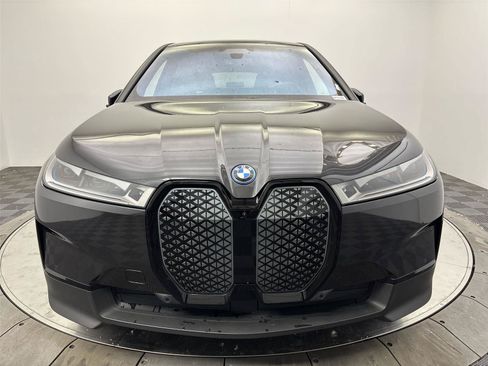 Certified 2024 BMW iX xDrive50 w/ Premium Package AWD/4WD image 14