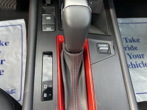 Used 2025 Nissan Kicks SR FWD image 29