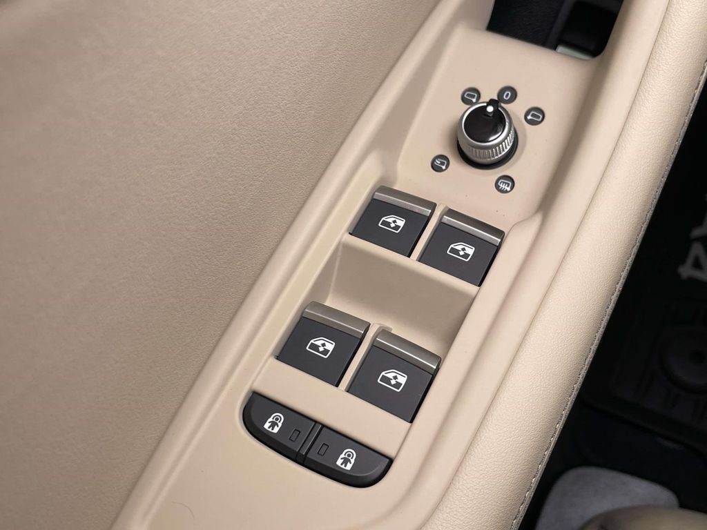 Used 2021 Porsche 911 Turbo S AWD/4WD image 82