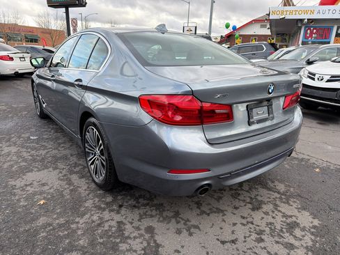 Used 2018 BMW 530i xDrive image 4