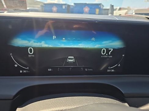 Used 2024 Kia Seltos EX AWD/4WD image 12