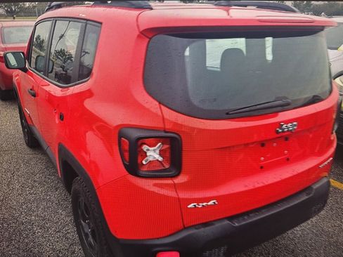 Used 2017 Jeep Renegade Sport w/ Power & Air Group image 6