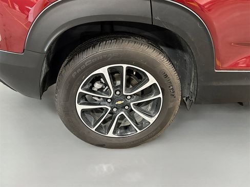 Used 2024 Chevrolet TrailBlazer LT w/ Convenience Package image 30