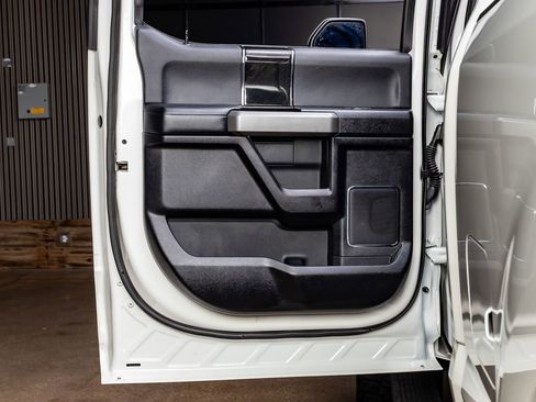 Used 2021 Ford F250 Platinum w/ FX4 Off-Road Package image 37