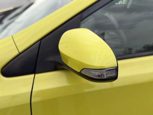 Used 2018 Toyota Corolla iM image 4