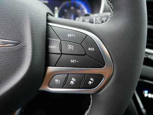 New 2026 Chrysler Voyager LX image 12