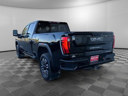 Used 2024 GMC Sierra 3500 Denali Ultimate AWD/4WD image 6