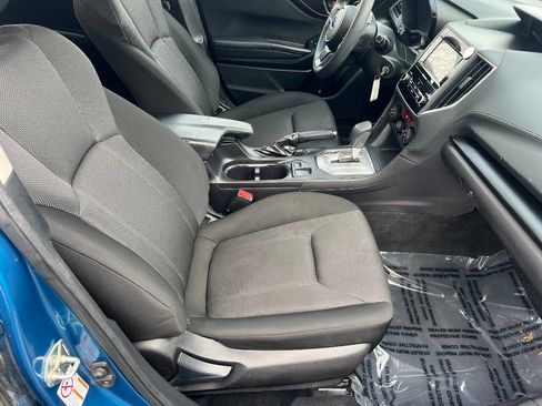 Used 2017 Subaru Impreza 2.0i image 24