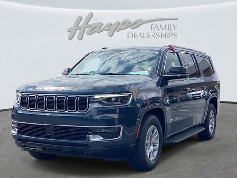 Certified 2024 Jeep Wagoneer L 2WD image 9