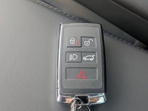 Used 2025 Land Rover Range Rover Sport Dynamic SE image 27