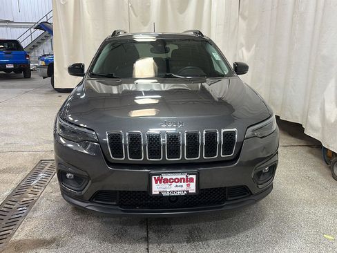 Used 2022 Jeep Cherokee Latitude Lux w/ Sun & Sound Group AWD/4WD image 8