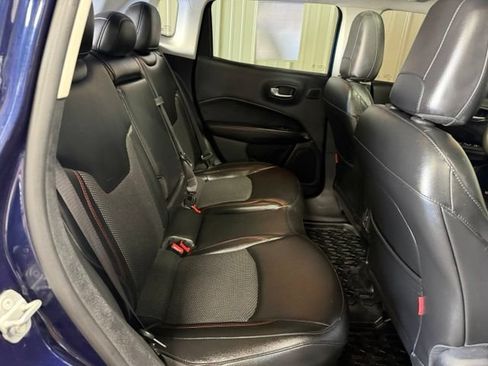 Used 2021 Jeep Compass Trailhawk w/ Sun and Sound Group AWD/4WD image 22