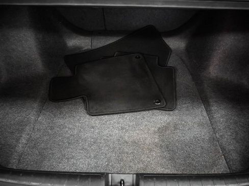 Used 2018 Honda Accord Touring image 21