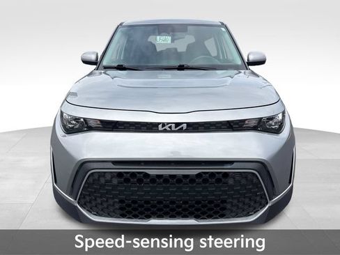 Used 2023 Kia Soul S FWD image 11