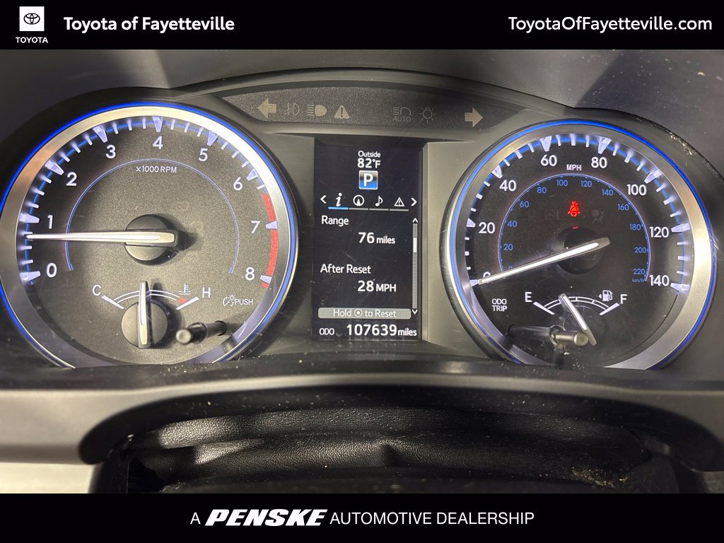 Used 2016 Toyota Highlander XLE AWD/4WD image 39