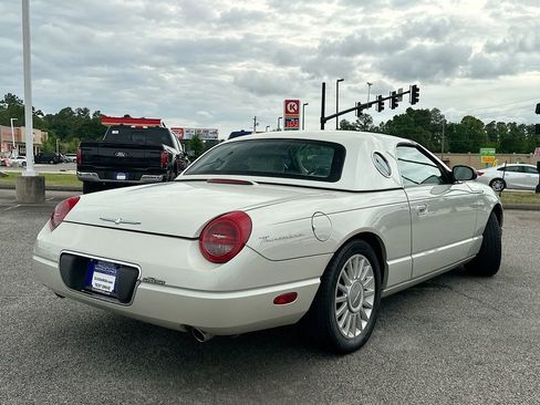 Used 2005 Ford Thunderbird 50th Anniversary RWD image 6