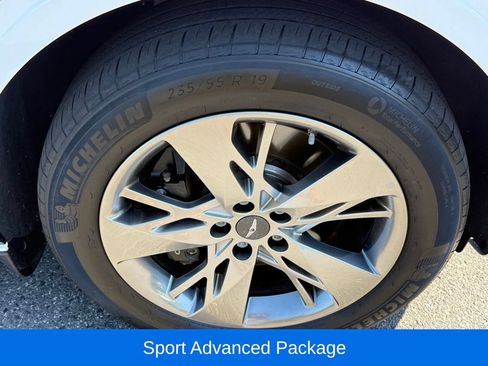 Used 2022 Genesis GV70 3.5T Sport w/ Sport Advanced Package AWD/4WD image 14