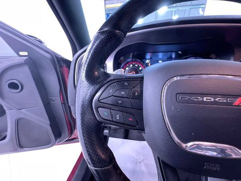 Used 2020 Dodge Charger SXT w/ Driver Convenience Group AWD/4WD image 19
