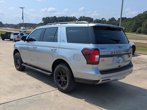 Used 2024 Ford Expedition Timberline AWD/4WD image 3