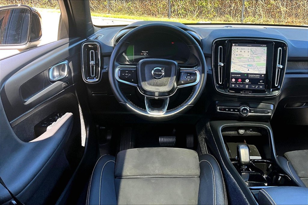 Used 2023 Volvo C40 P8 Recharge Plus AWD/4WD image 7