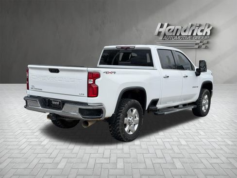 Used 2020 Chevrolet Silverado 2500 LTZ w/ LTZ Premium Package AWD/4WD image 9