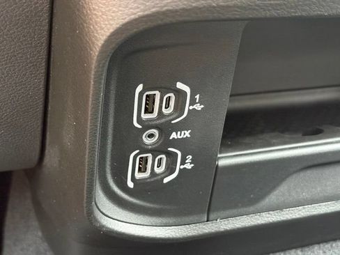 Used 2026 RAM 2500 Big Horn AWD/4WD image 17
