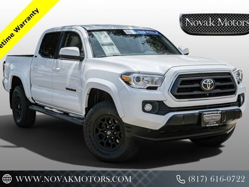 Used 2020 Toyota Tacoma SR5 image 1