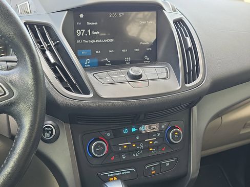 Certified 2019 Ford Escape SEL image 16