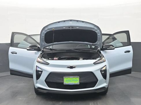 Used 2022 Chevrolet Bolt EUV LT w/ Convenience Package FWD image 36