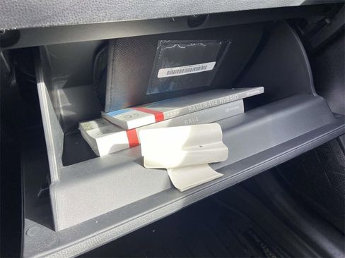 Used 2024 Toyota RAV4 LE image 29