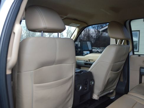 Used 2011 Ford F250 Lariat w/ Lariat Interior Pkg AWD/4WD image 22