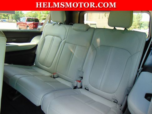 Certified 2025 Jeep Wagoneer L 4WD image 42