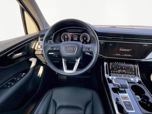 Used 2023 Audi Q7 3.0T Premium Plus image 5
