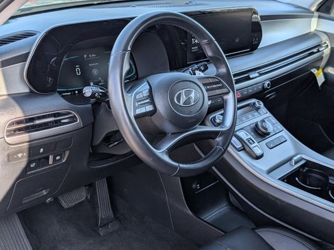 Used 2024 Hyundai Palisade SEL image 15