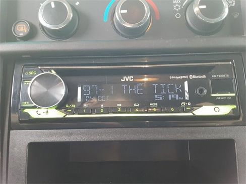 Used 2021 Chevrolet Express 2500 w/ Driver Convenience Package image 17