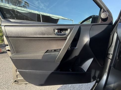 Used 2019 Toyota Corolla LE FWD image 20